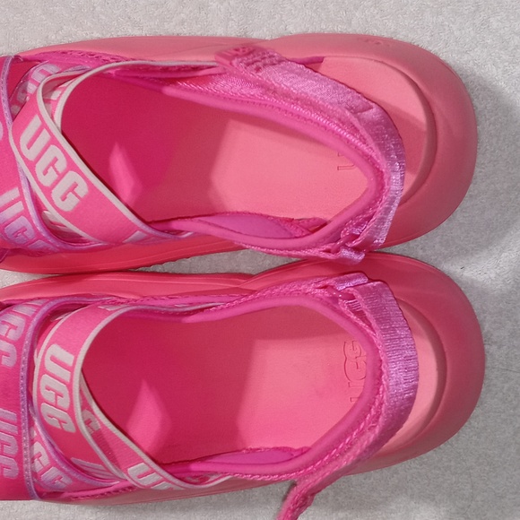 UGG La Cloud Sandals Pink Womens Size 8 - Picture 6 of 7